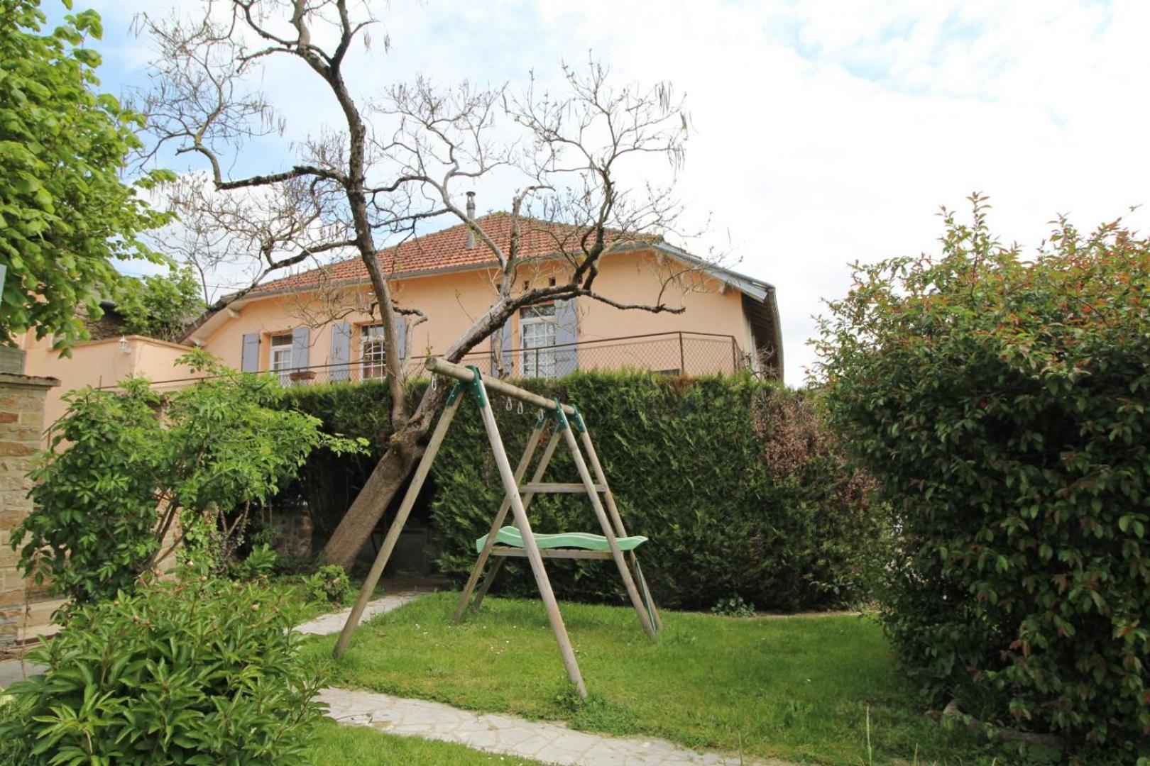 ベシーヌ・シュル・ガルトンプ Chez Doussaud Bed & Breakfast エクステリア 写真