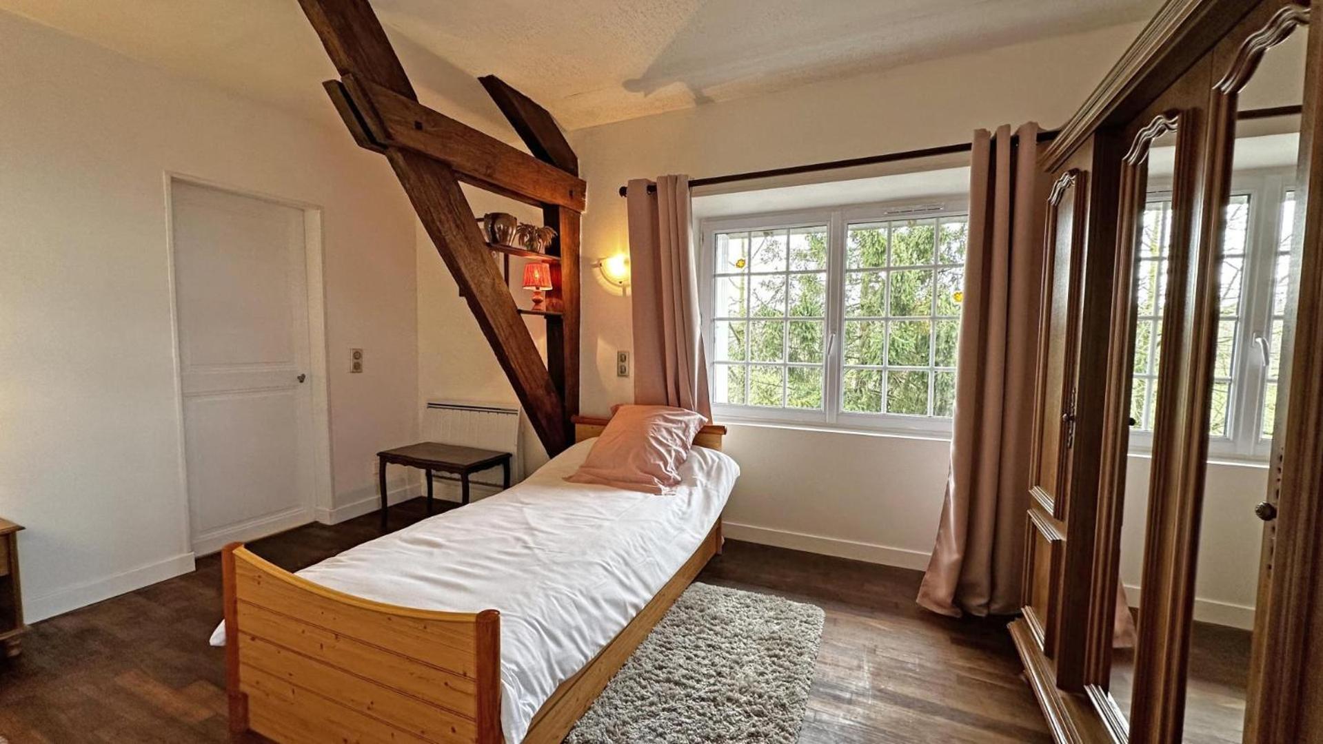 ベシーヌ・シュル・ガルトンプ Chez Doussaud Bed & Breakfast エクステリア 写真